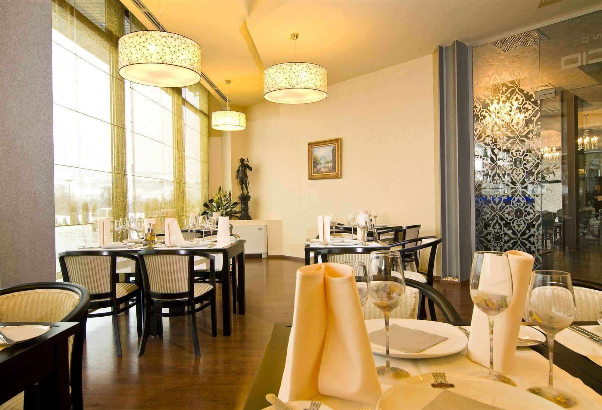 酒店 West Floresti (Cluj)